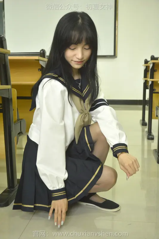 初夏女神 NO.100 柒柒 海军服 - 初夏女神